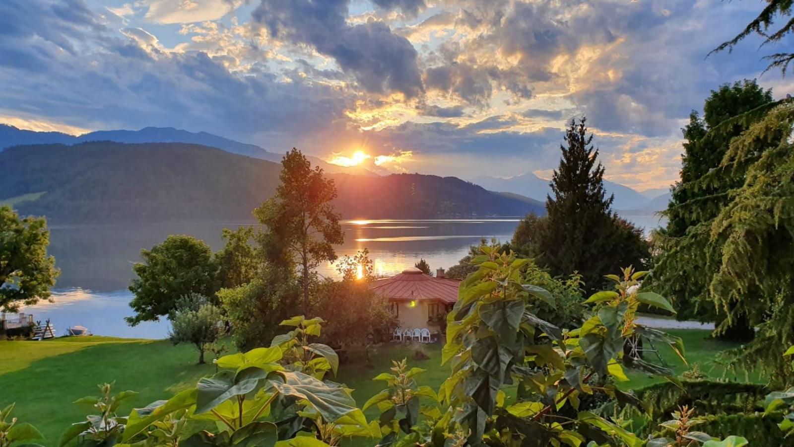 Ferienwohnungen Fischerhaus - Direkt Am See Millstatt Exterior foto